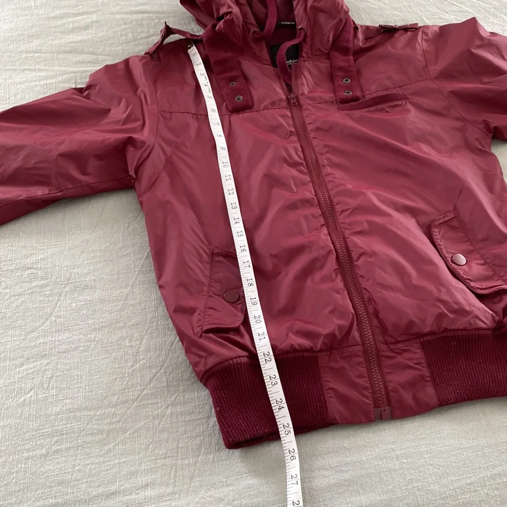 Ambiguous Jacket - Picture 9 of 10